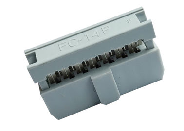 医療機器14 ピン IDCのソケットの女性コネクターに乗るワイヤー2.54 Mmの