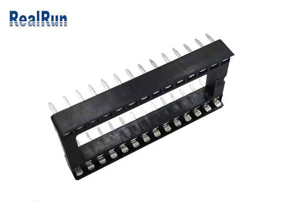 28P PA6T UL94V-0の正方形Pinヘッダー2.54mmのすくい15.24の列
