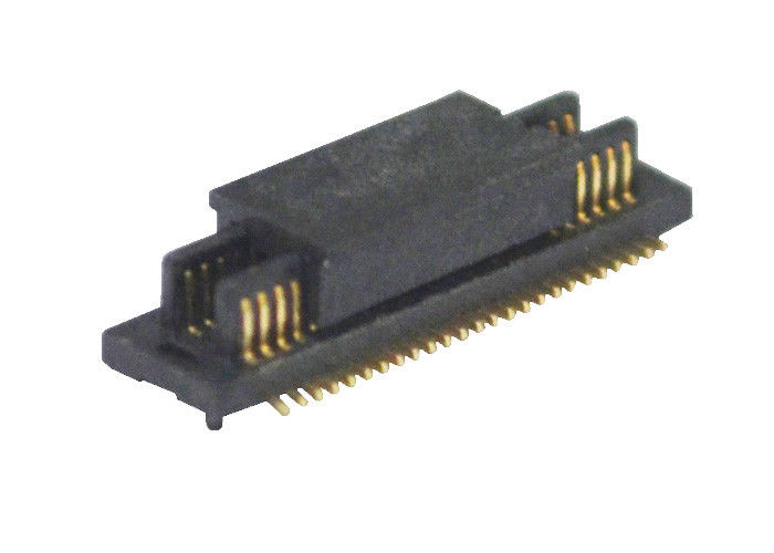 0.5AはBTBのコネクター50 Pinの金版PA6T PA9T LCPの絶縁体材料を浸す